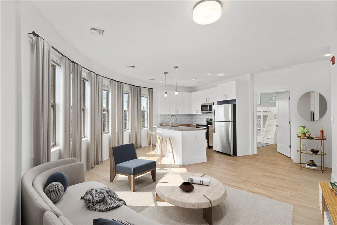 1 N Main Street N Unit: 411