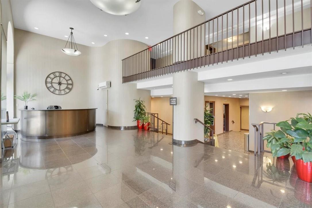 15 Stewart Place Unit: 12J