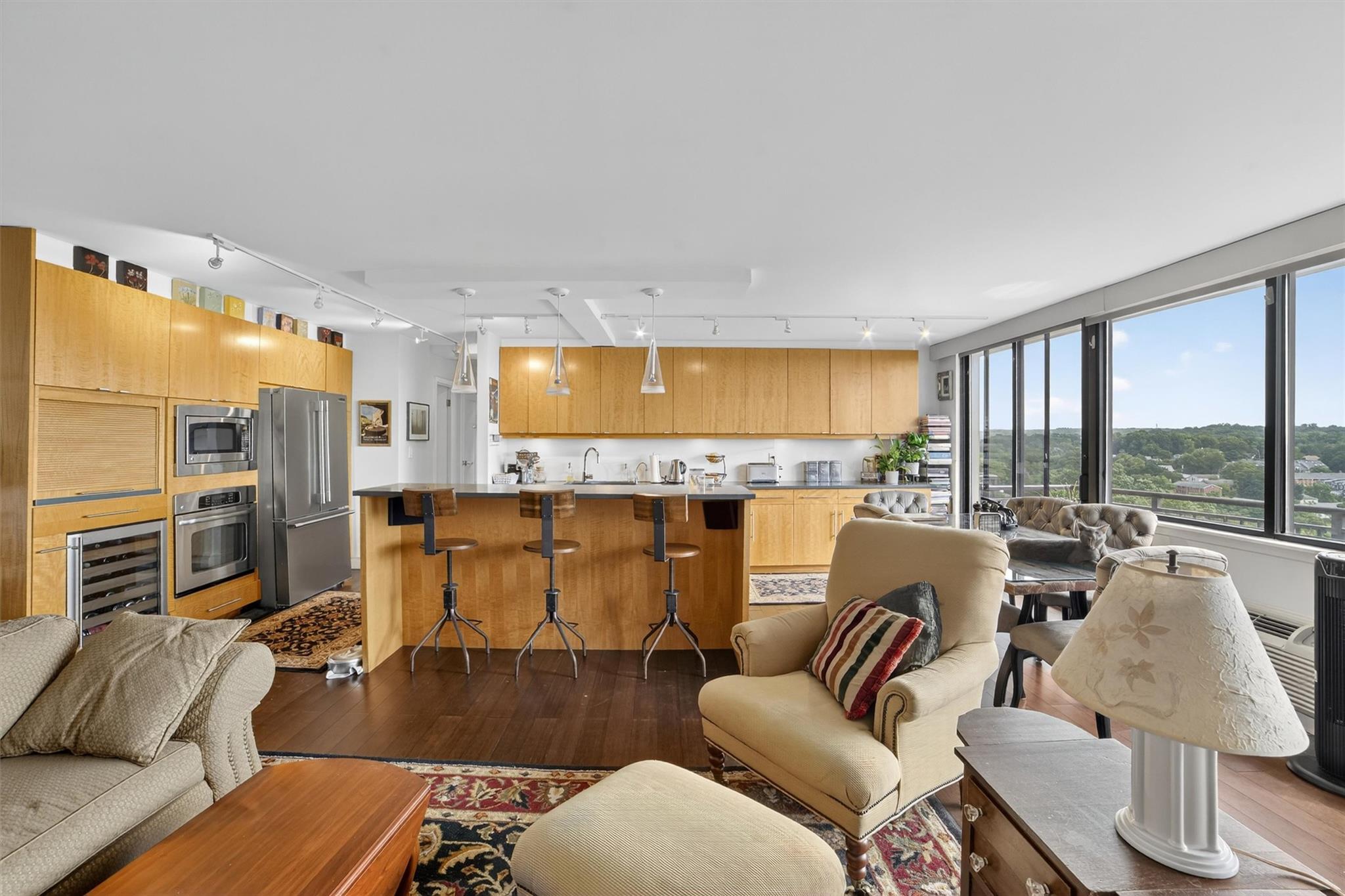 15 Stewart Place Unit: 12J