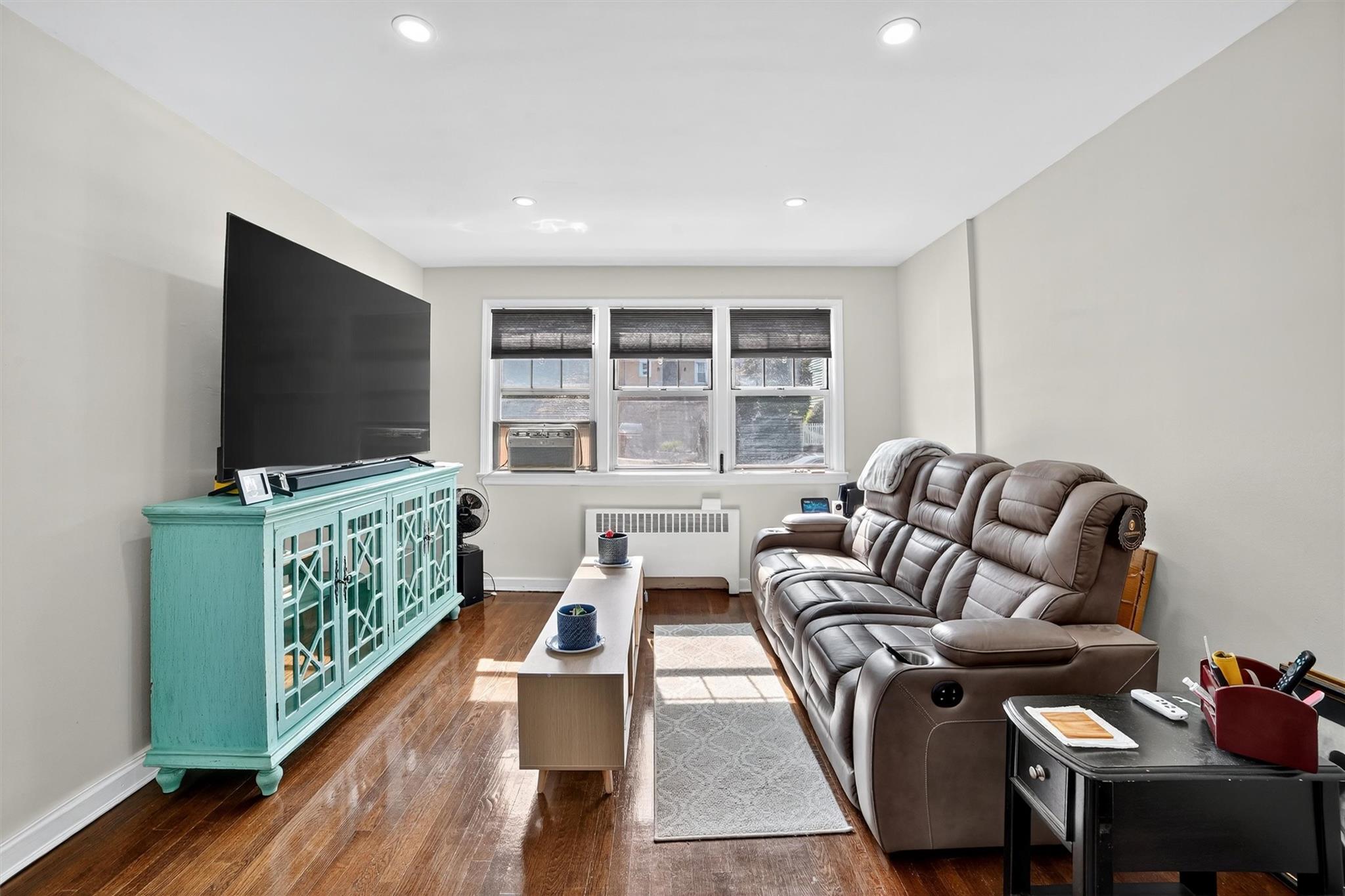 43 Columbus Avenue Unit: 1B