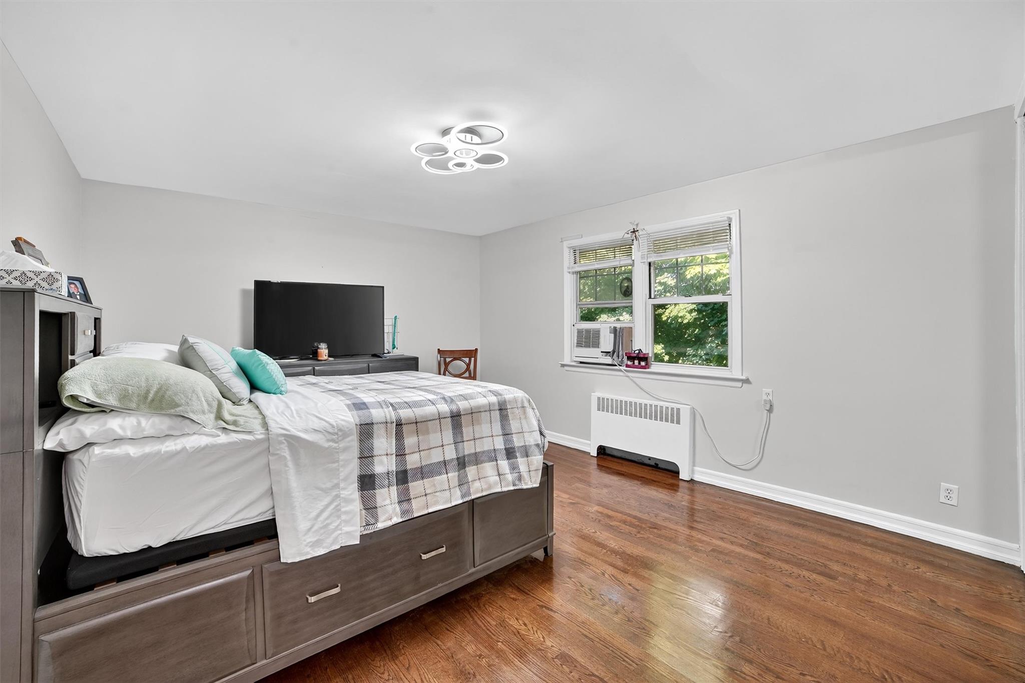 43 Columbus Avenue Unit: 1B