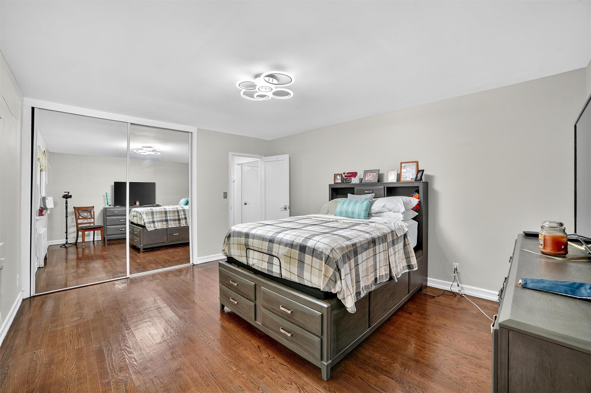 43 Columbus Avenue Unit: 1B