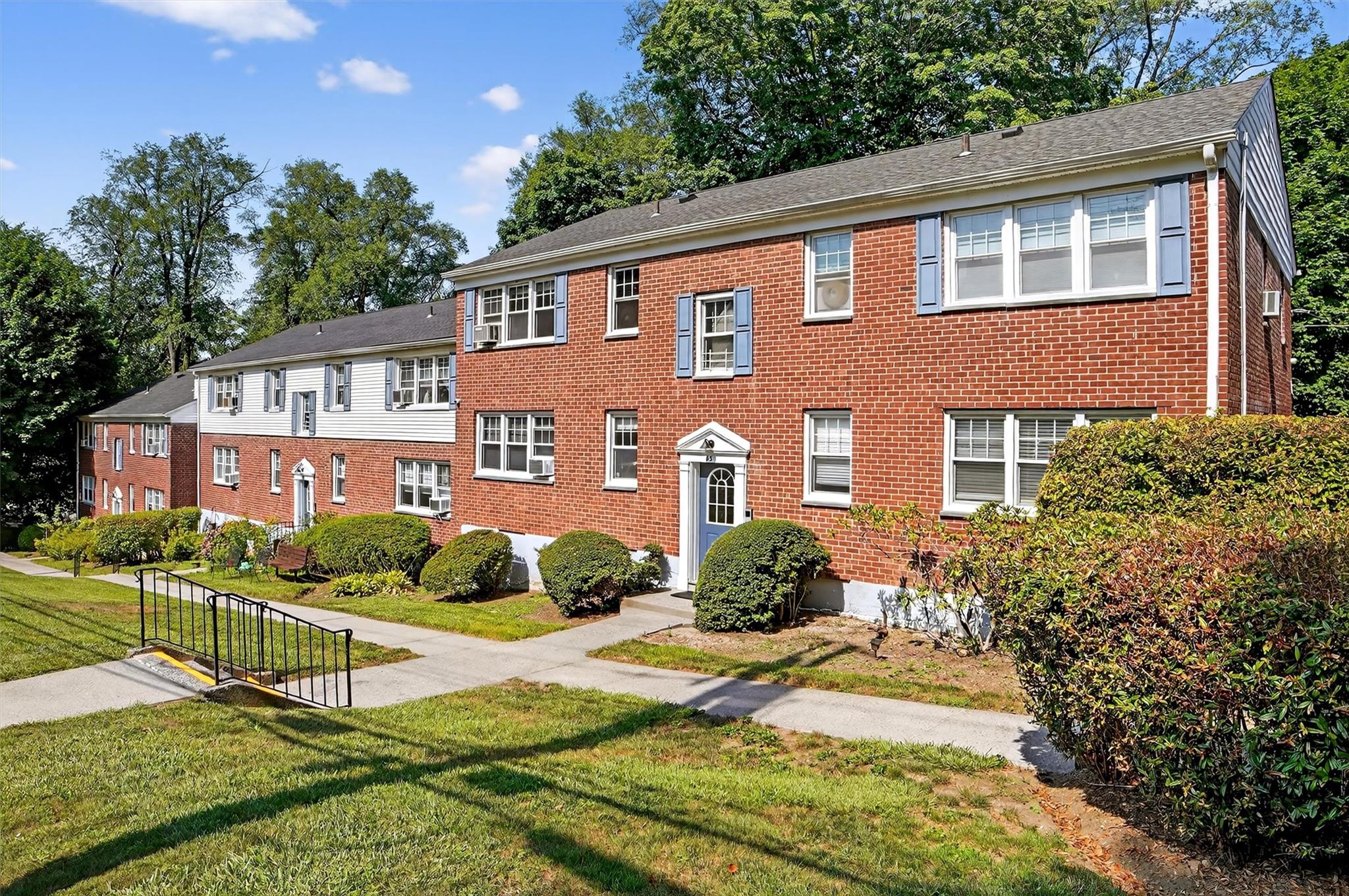 43 Columbus Avenue Unit: 1B
