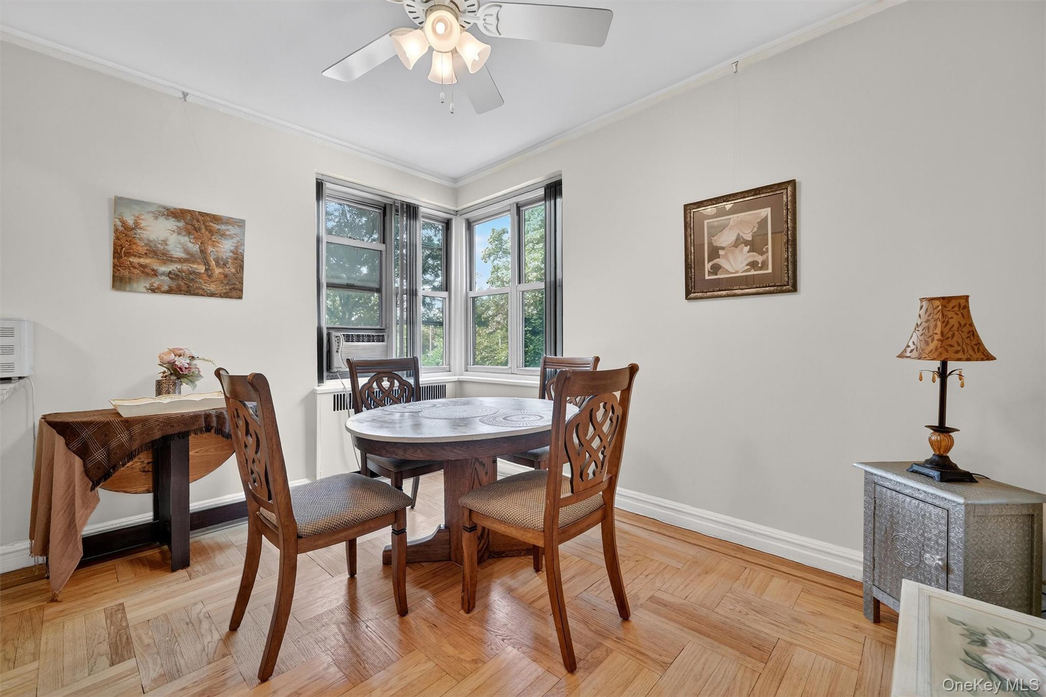 601 Pelham Parkway N Unit: 106