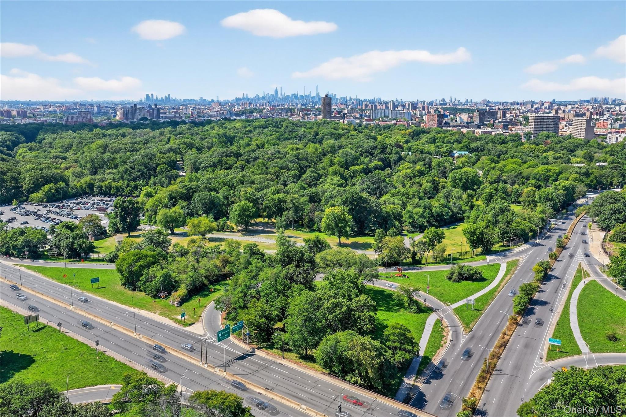 601 Pelham Parkway N Unit: 106