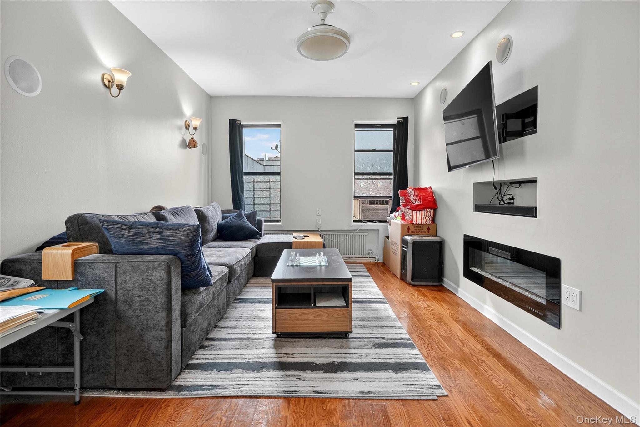 941 Jerome Avenue Unit: 12G