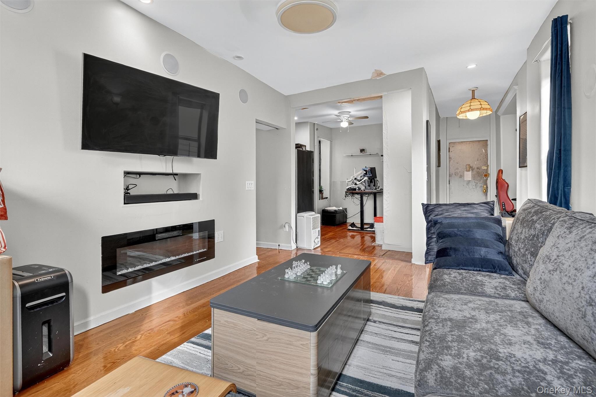 941 Jerome Avenue Unit: 12G