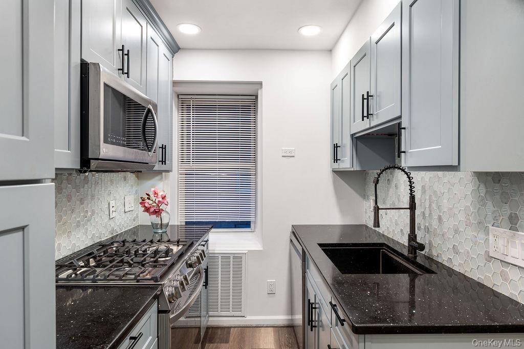 70 Locust Avenue Unit: B101