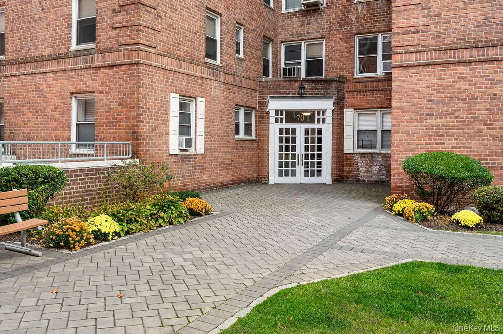 70 Locust Avenue Unit: B101