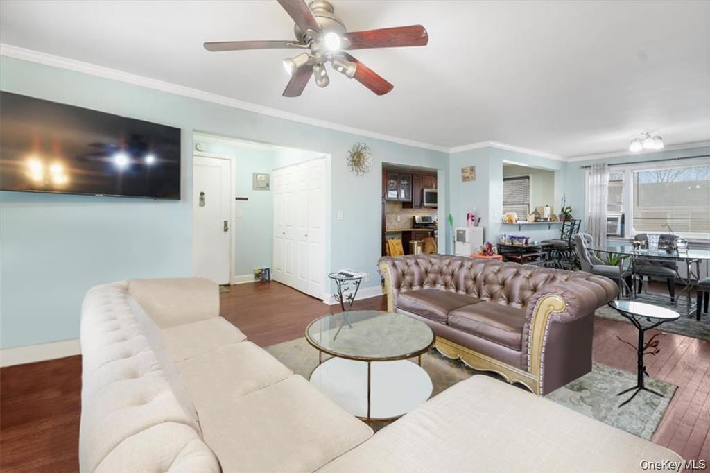 2 Soundview Avenue Unit: 2D