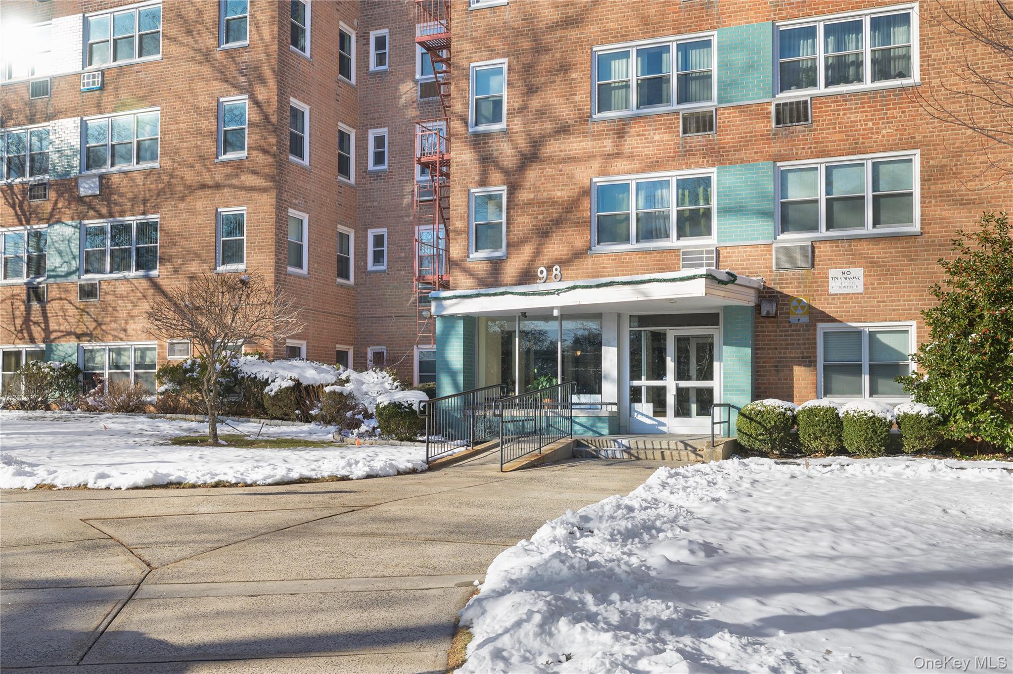 98 Dehaven Drive Unit: 3G