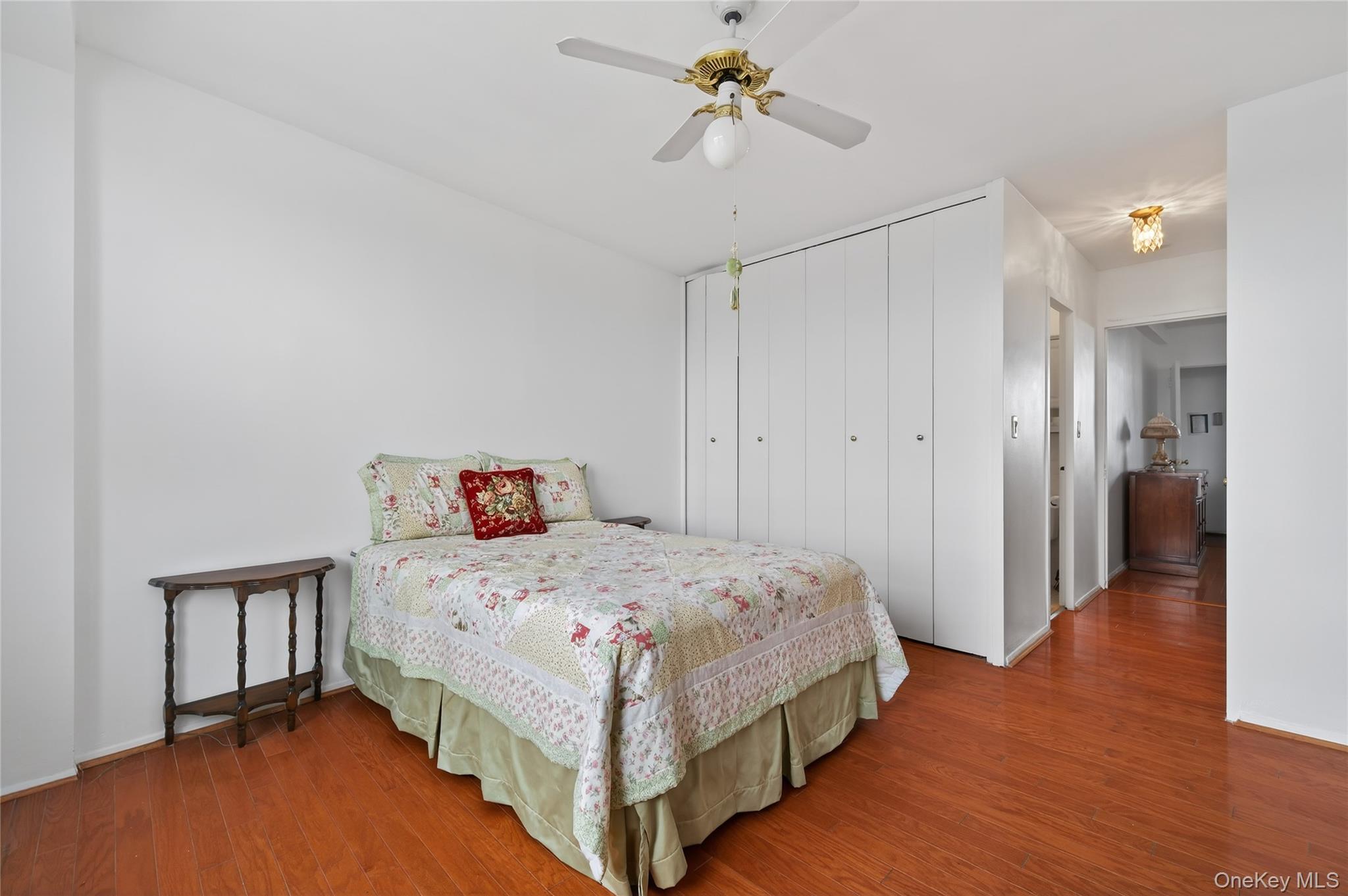 90-50 Union Turnpike Unit: 15H