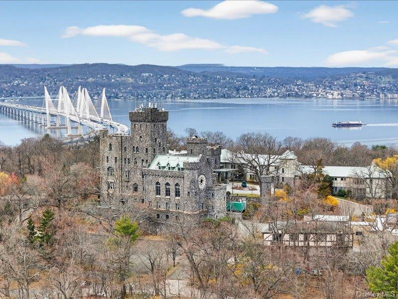 231 Carrollwood Drive