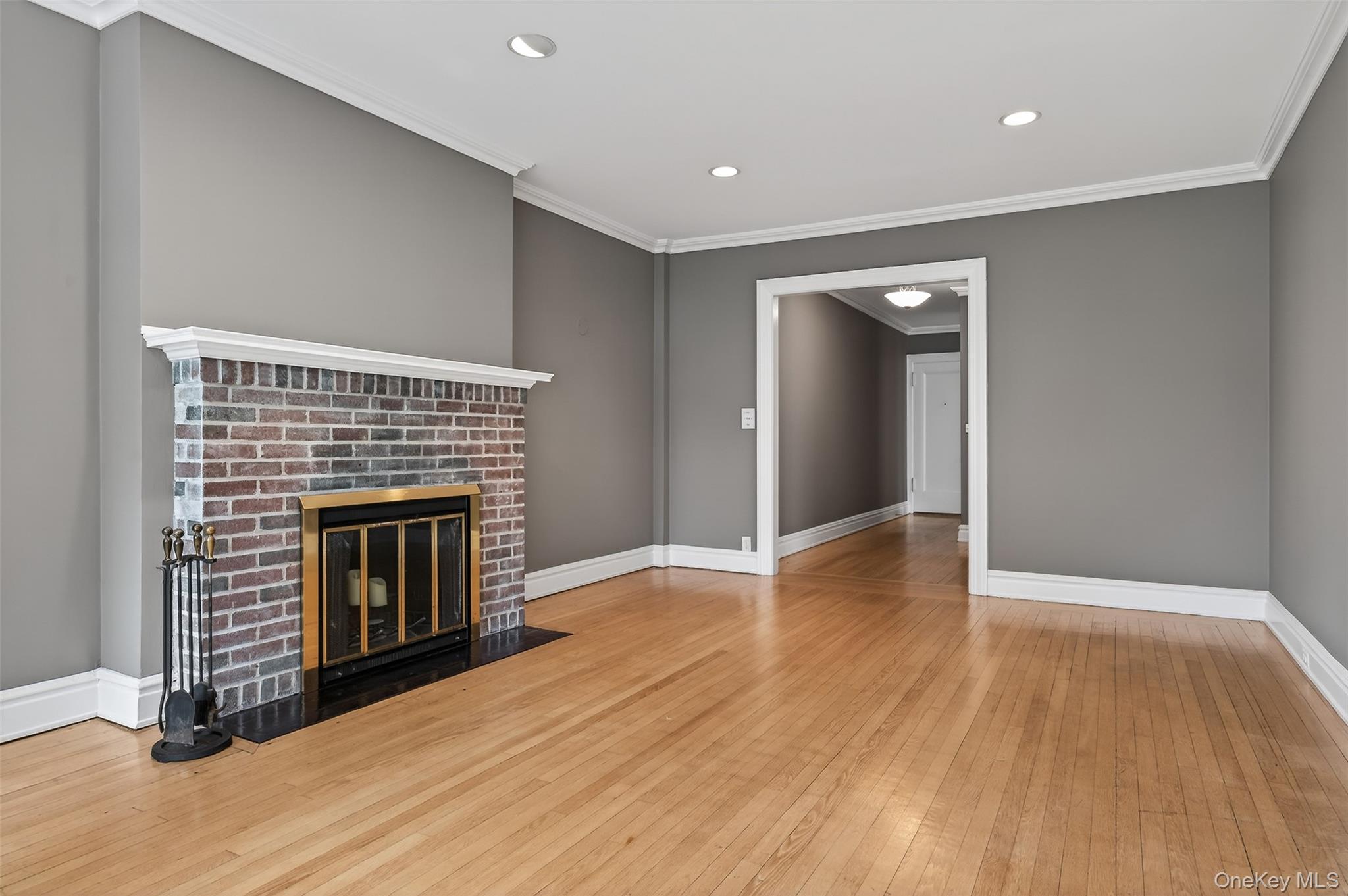 87 N Broadway Unit: 2K