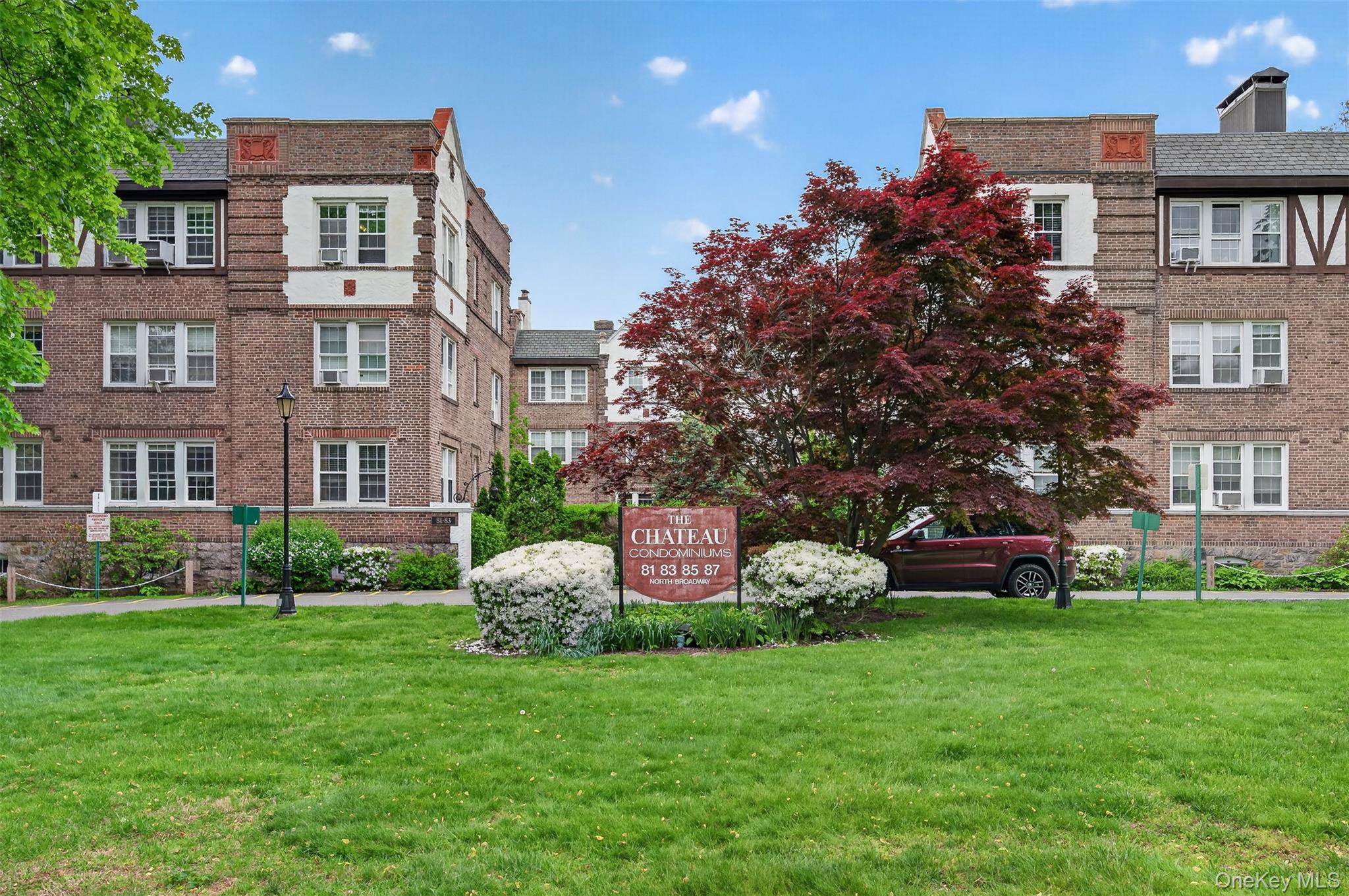 87 N Broadway Unit: 2K