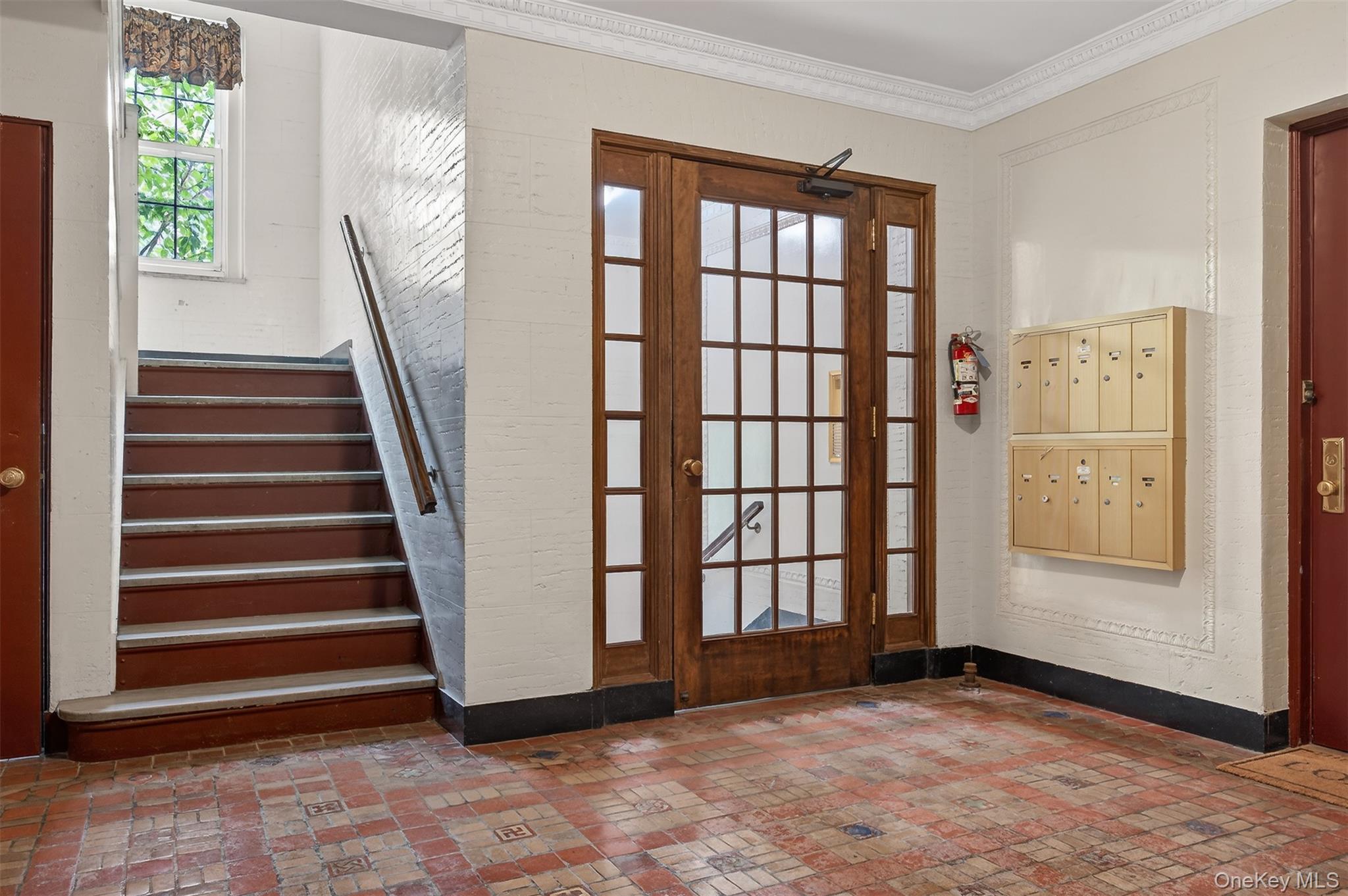 87 N Broadway Unit: 2K