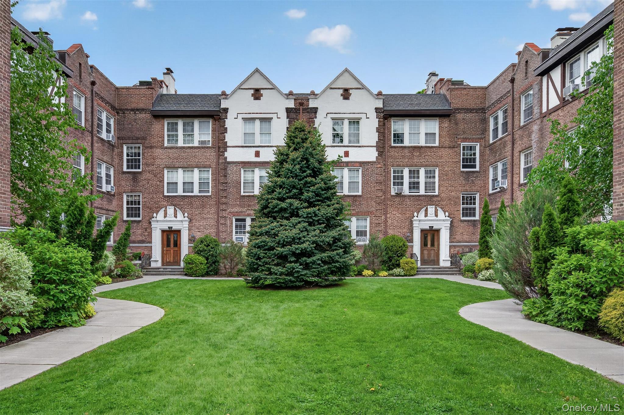 87 N Broadway Unit: 2K
