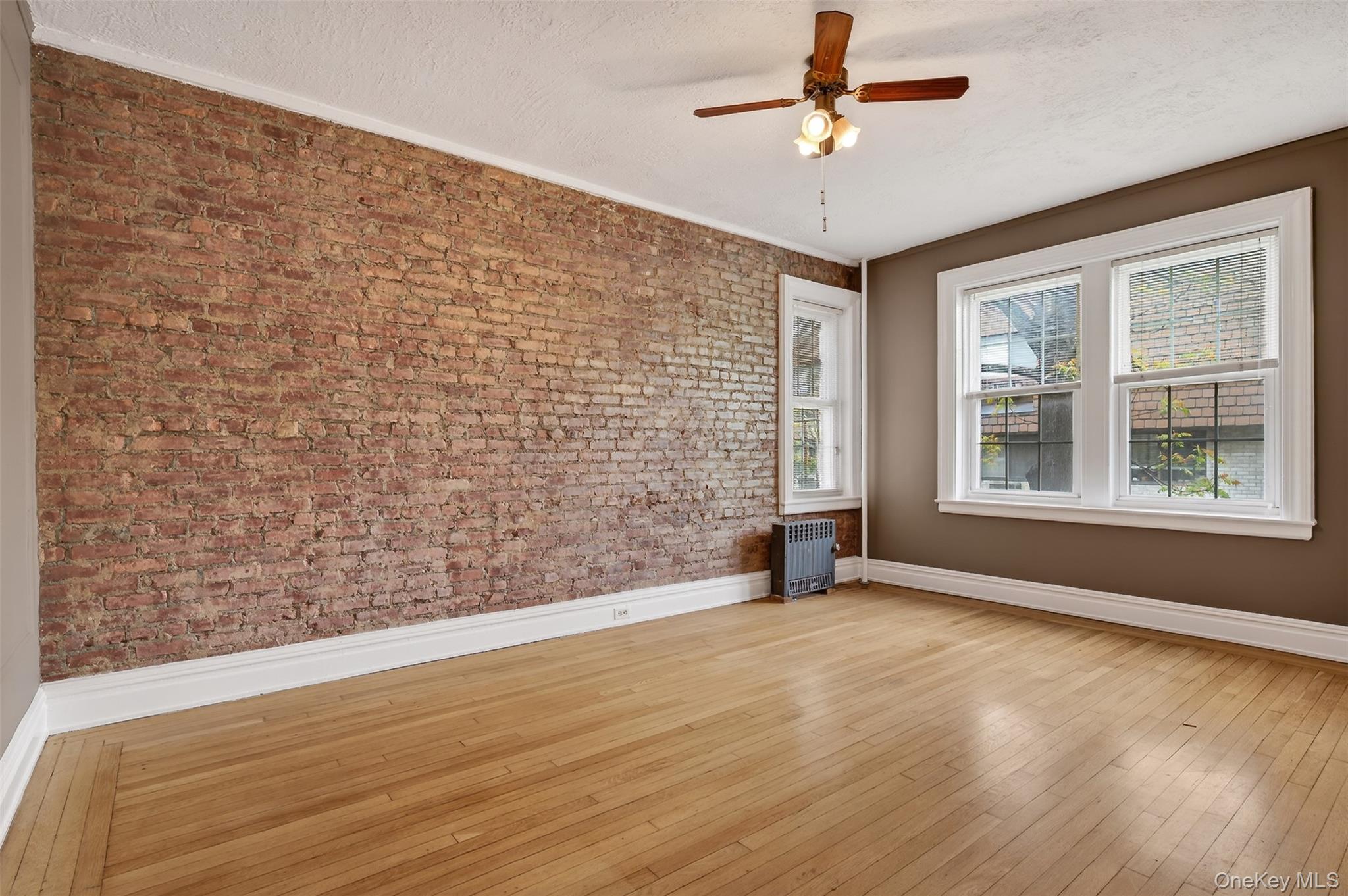 87 N Broadway Unit: 2K