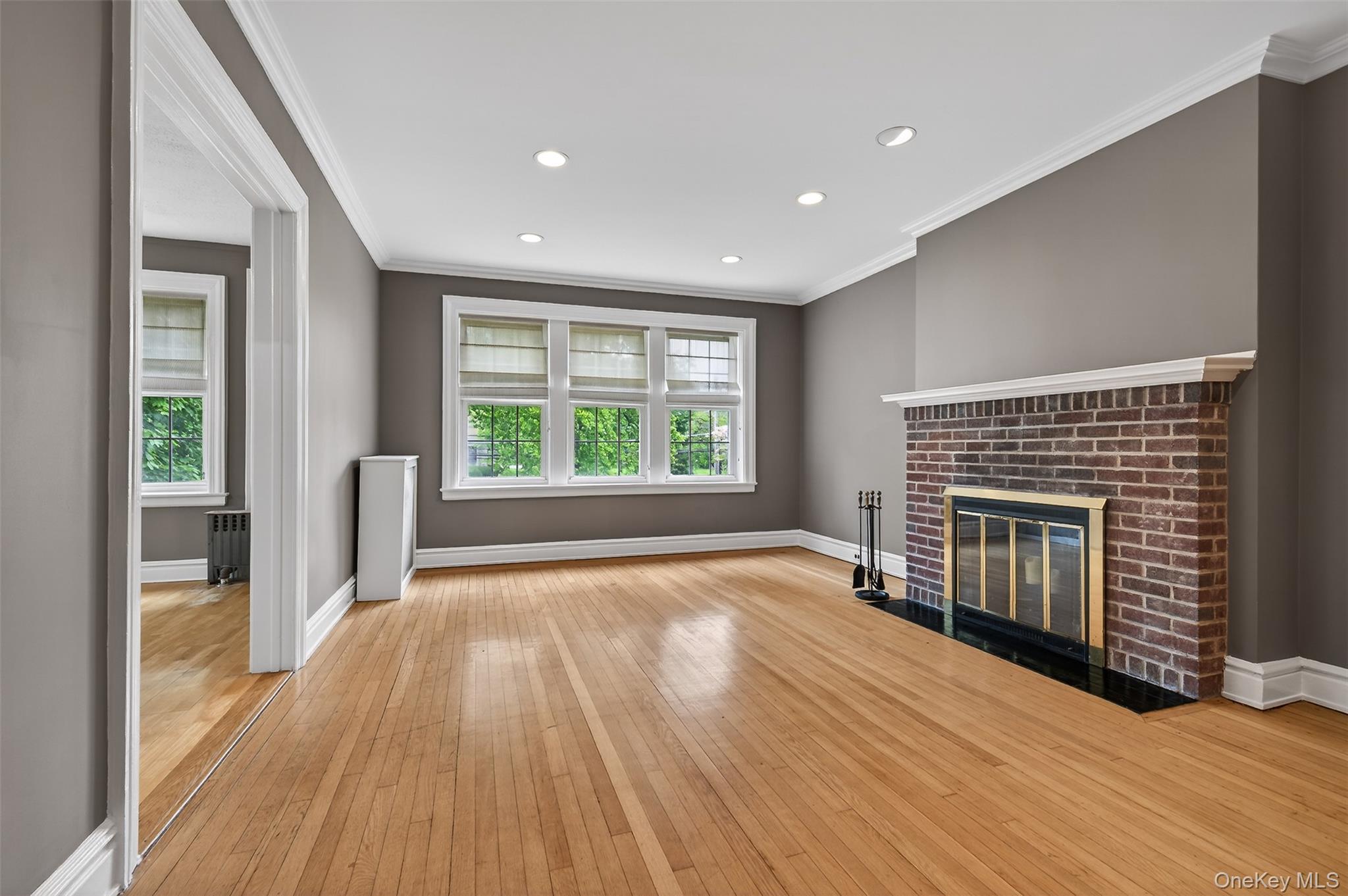 87 N Broadway Unit: 2K