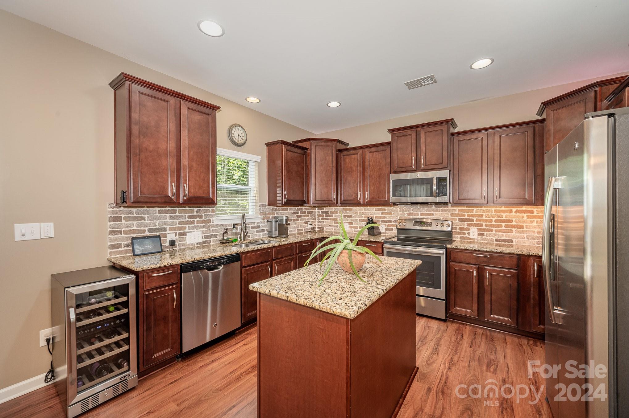 11113 Pond Valley Court