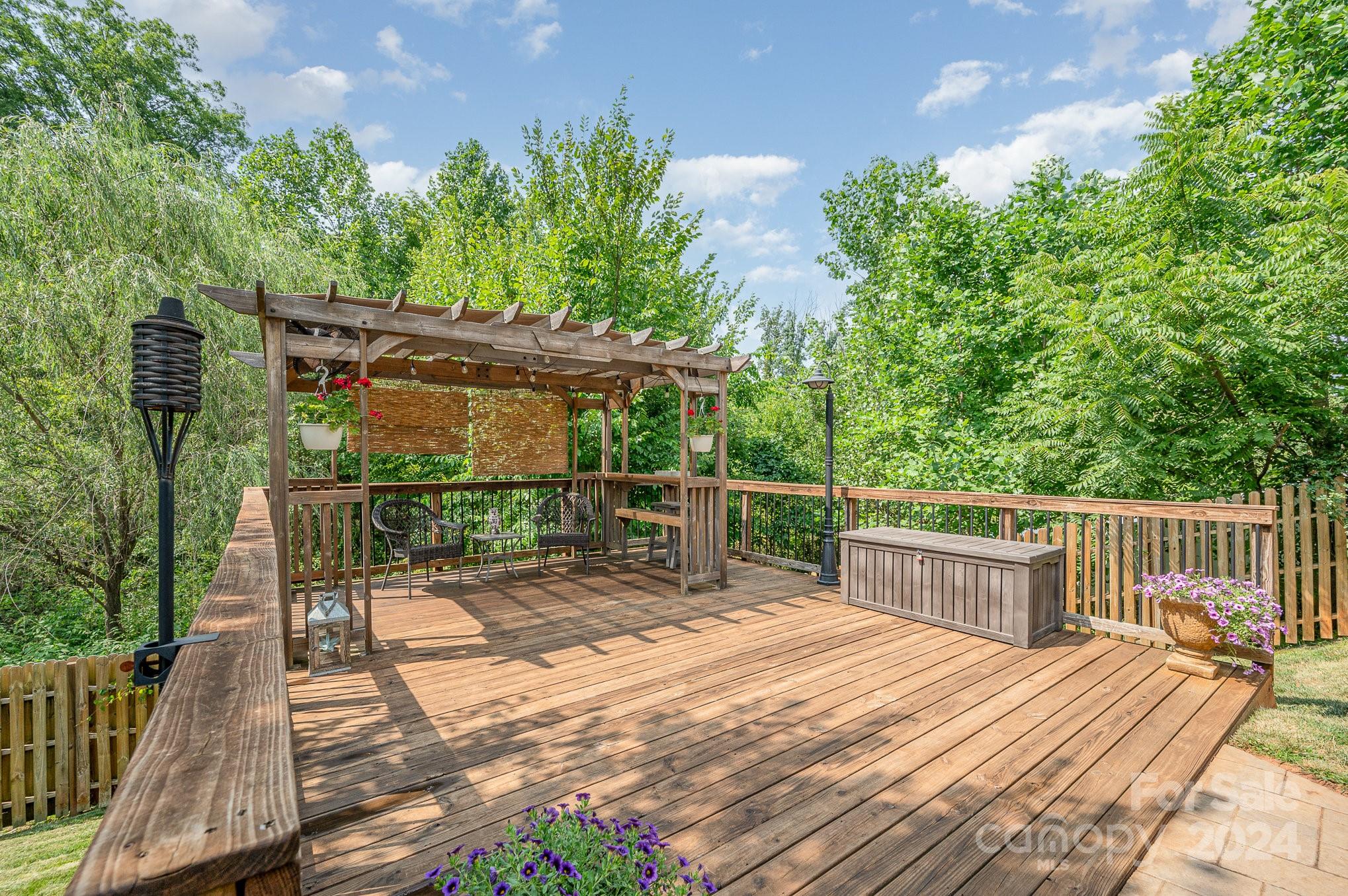 11113 Pond Valley Court