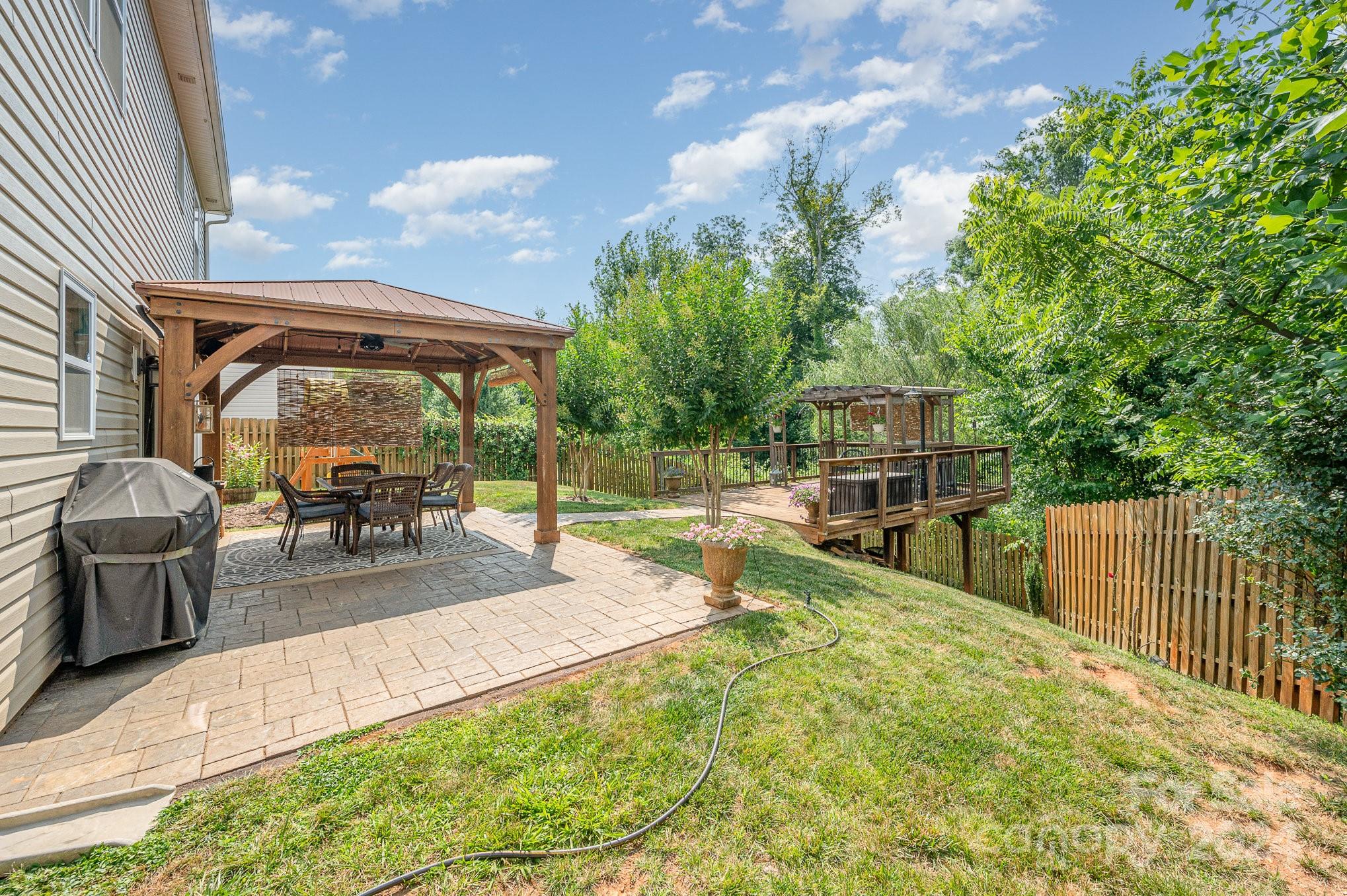 11113 Pond Valley Court