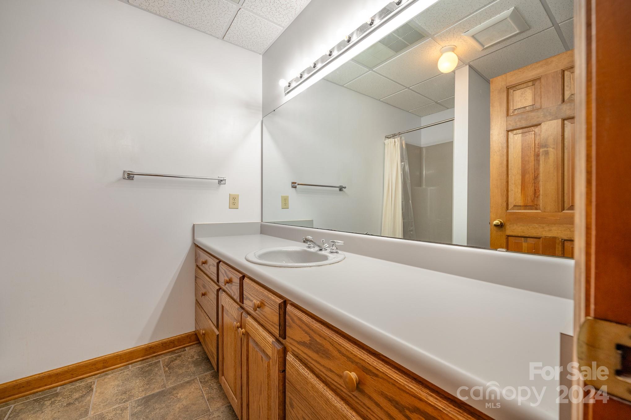 712 Lakewind Boulevard Unit: 50