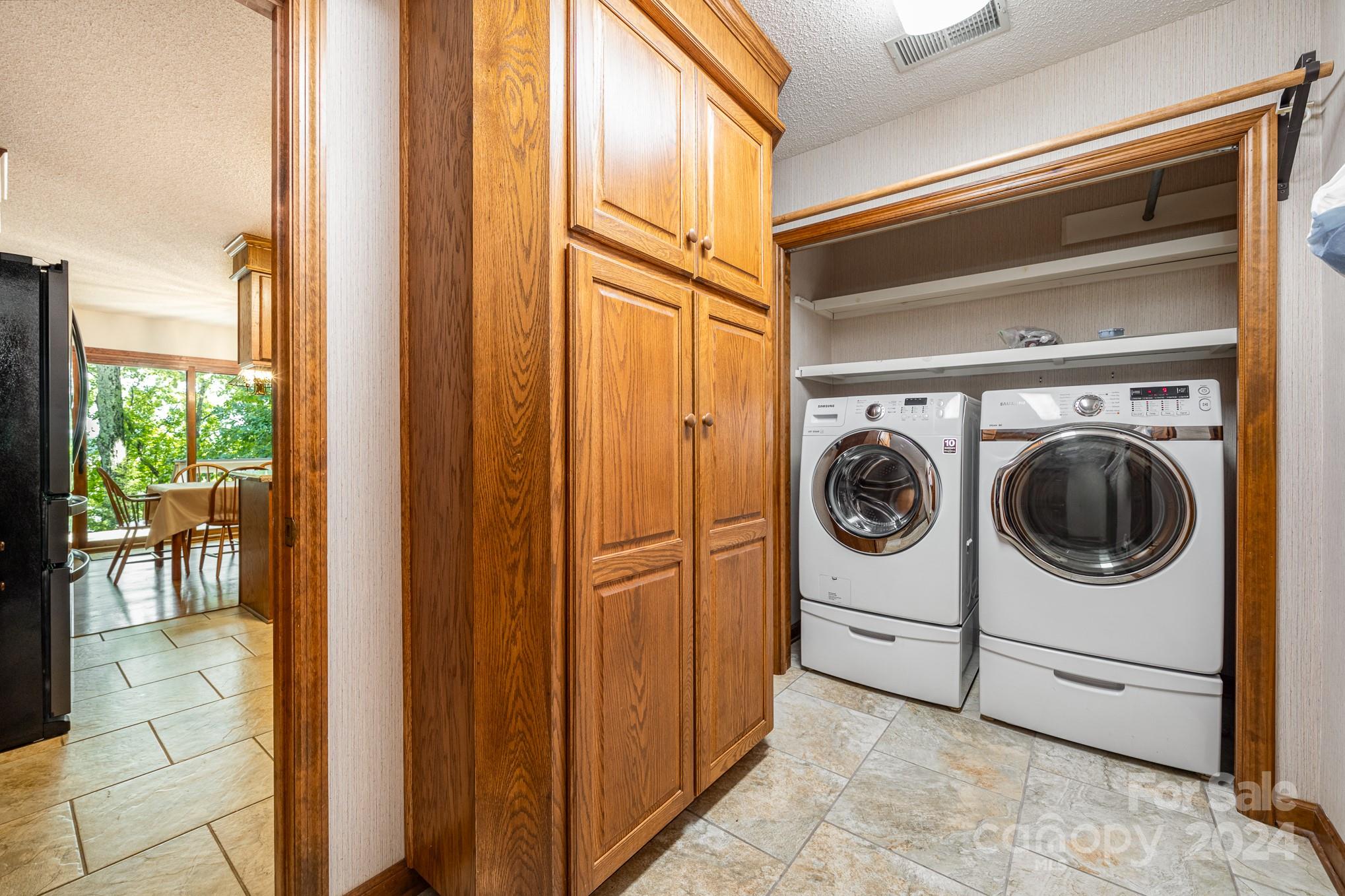 712 Lakewind Boulevard Unit: 50