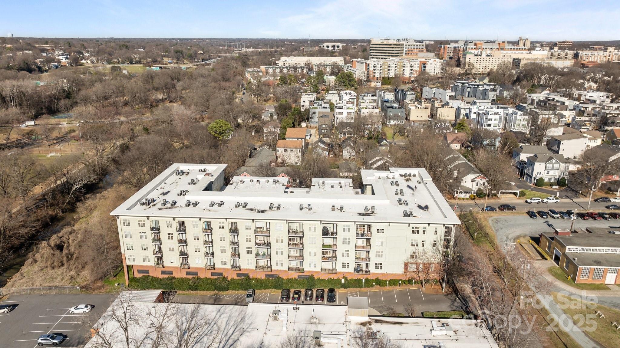 1101 W 1st Street Unit: 124