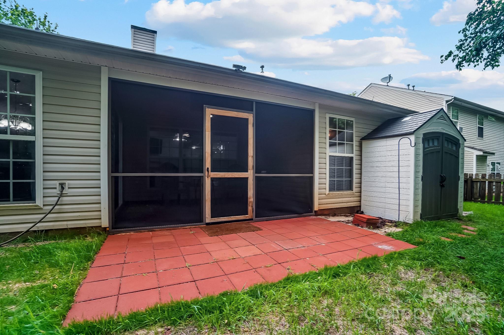1863 New Castle Drive