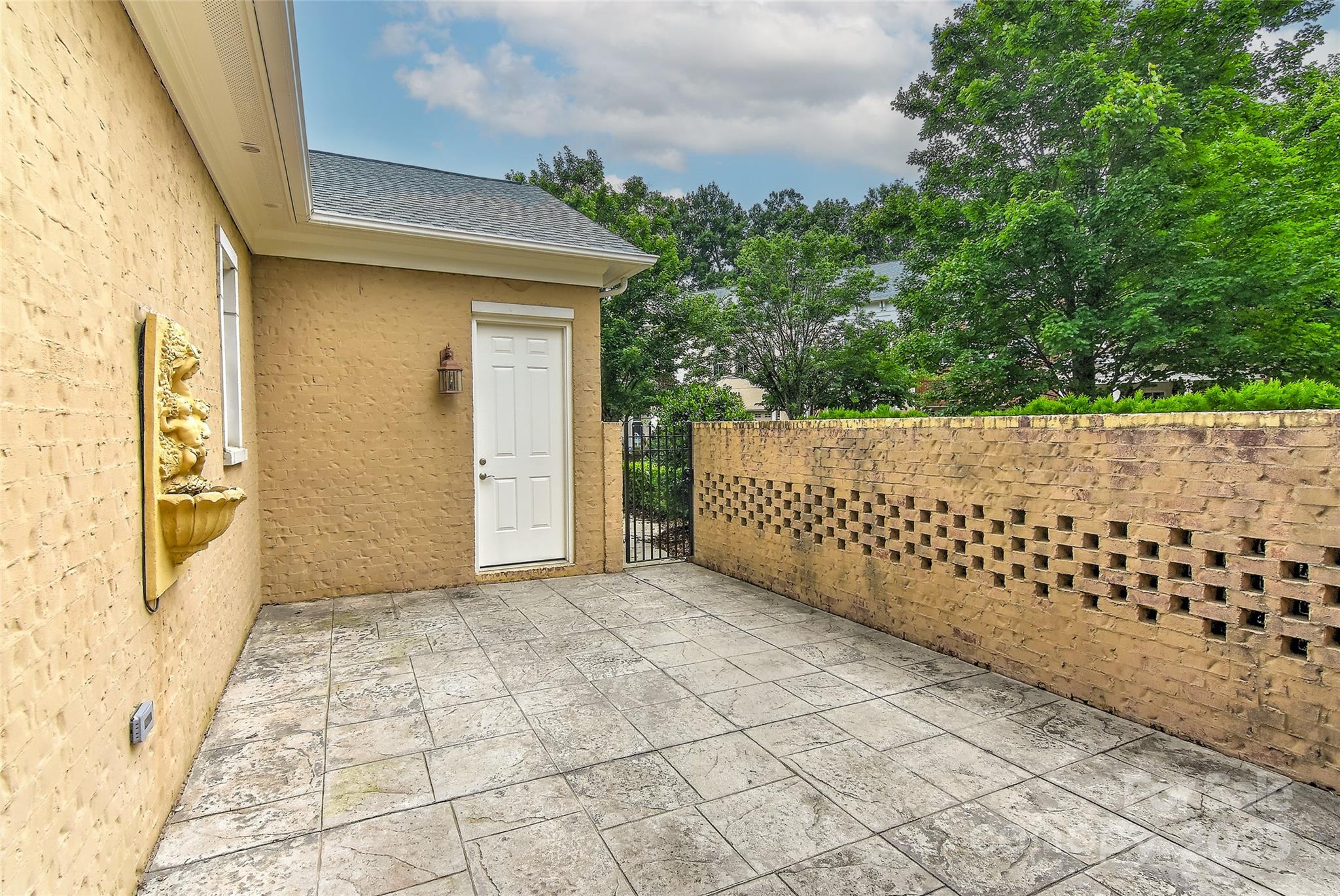 17210 Sulky Plough Road Unit: 1206