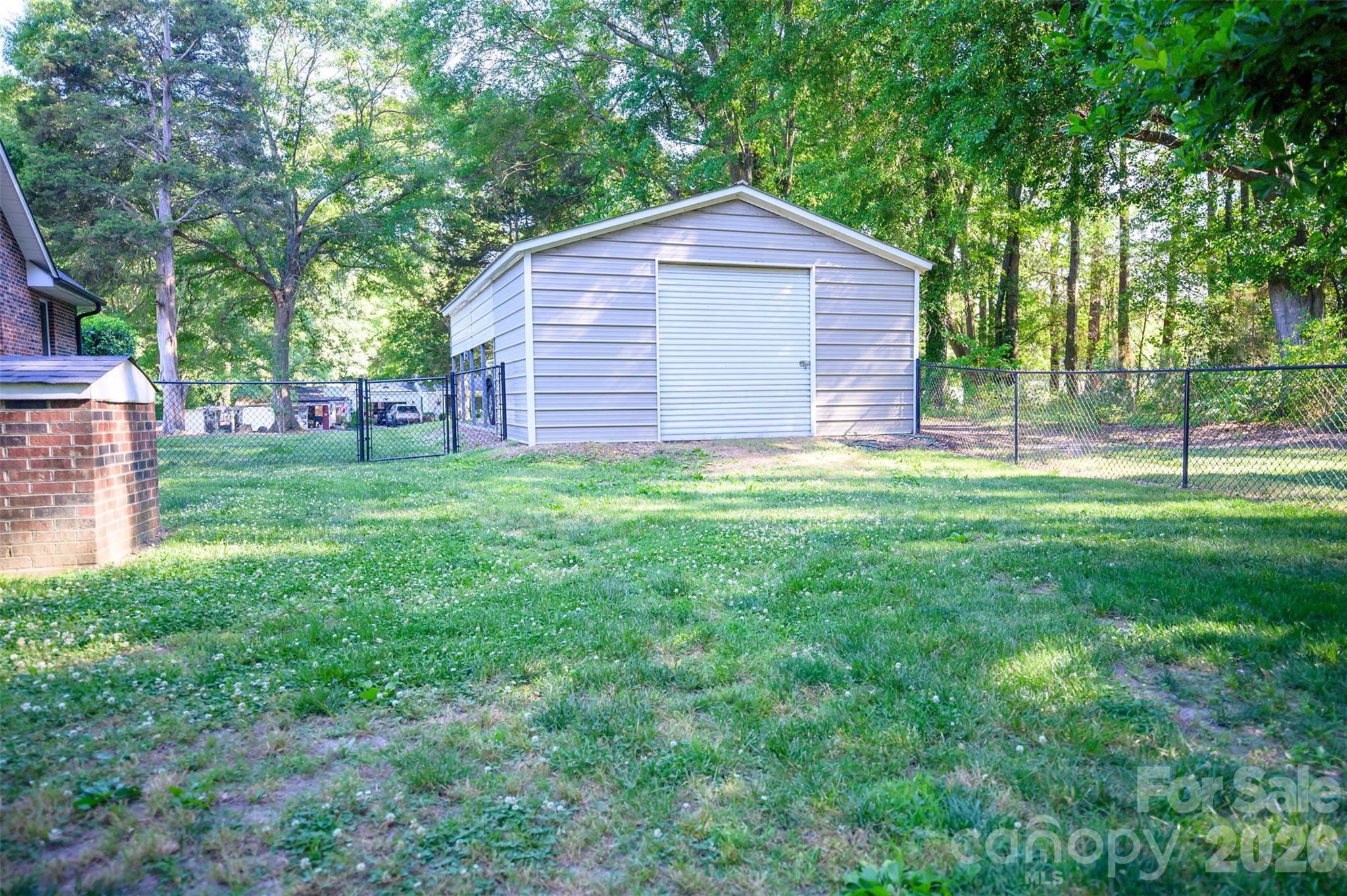 1240 Petes Road