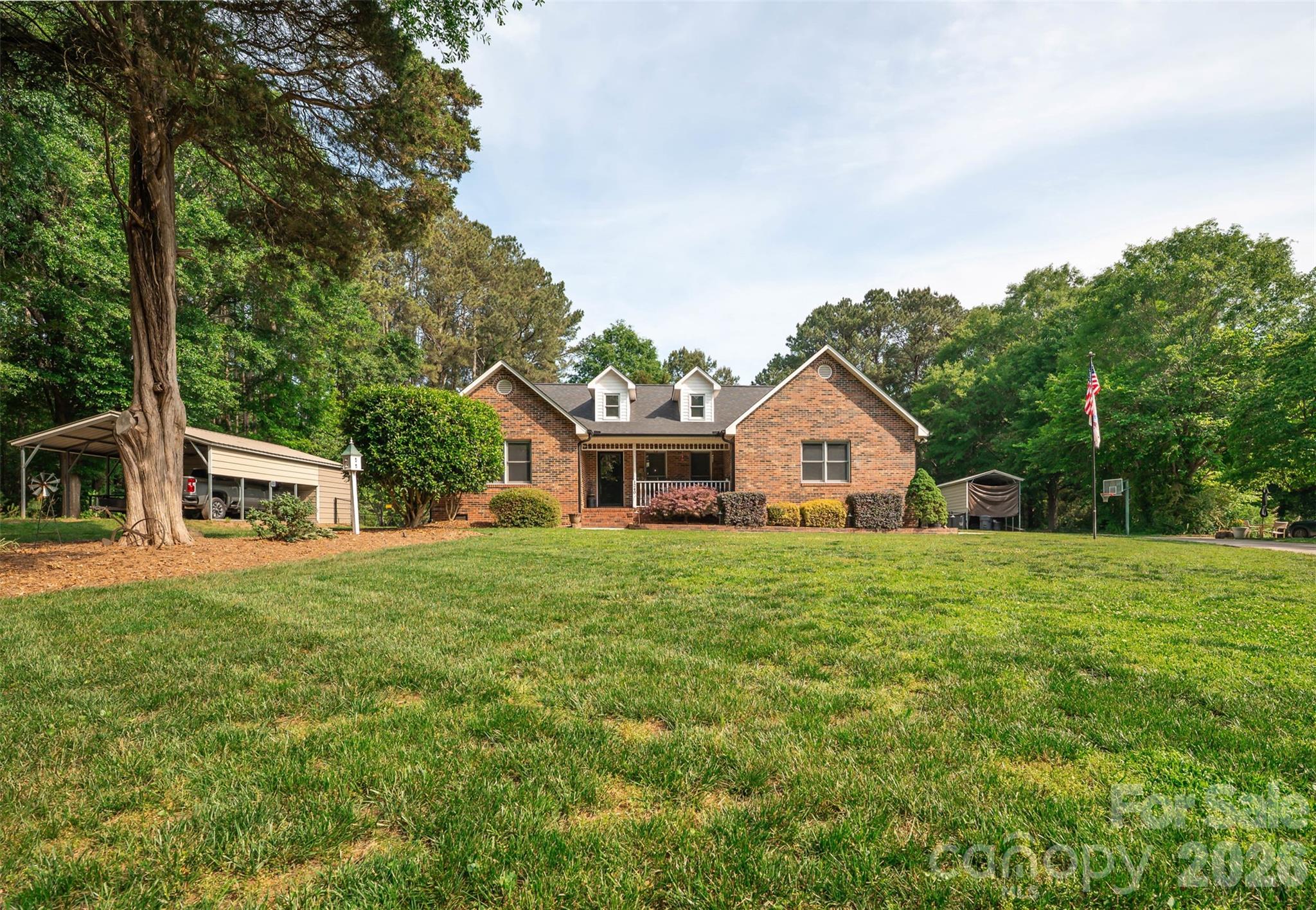 1240 Petes Road