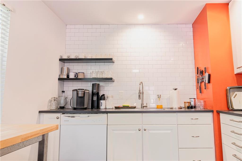 905 Stallings Avenue SE