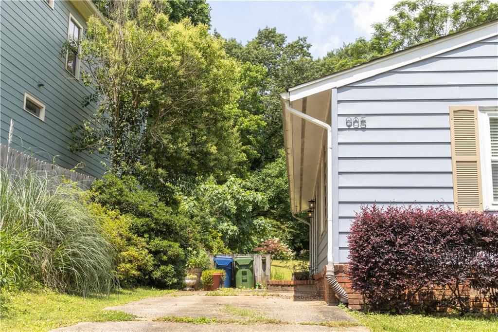 905 Stallings Avenue SE