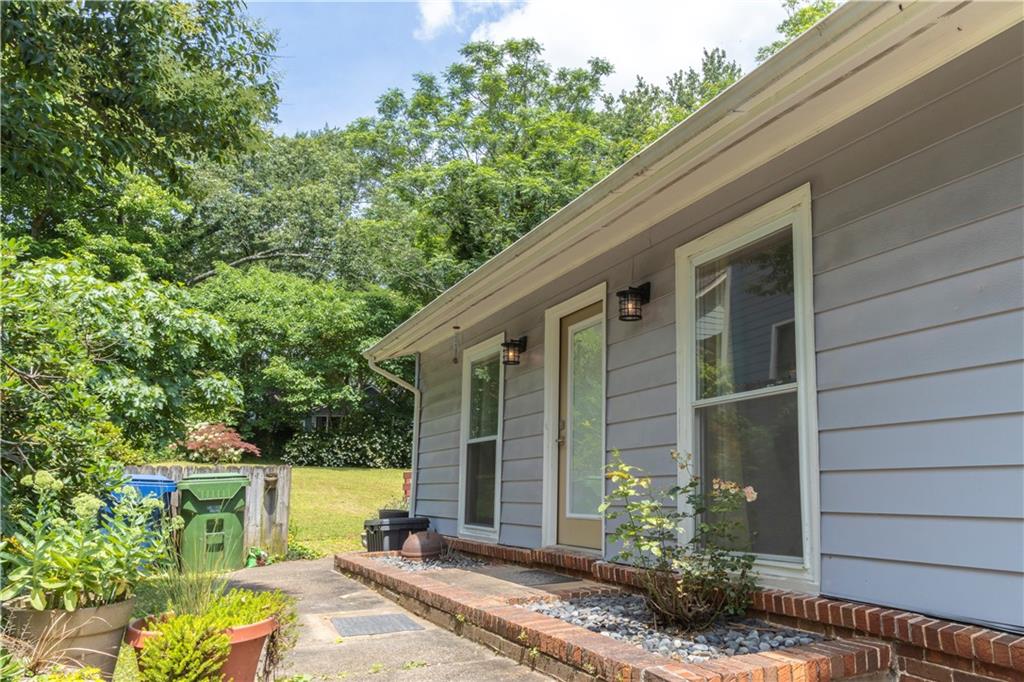 905 Stallings Avenue SE