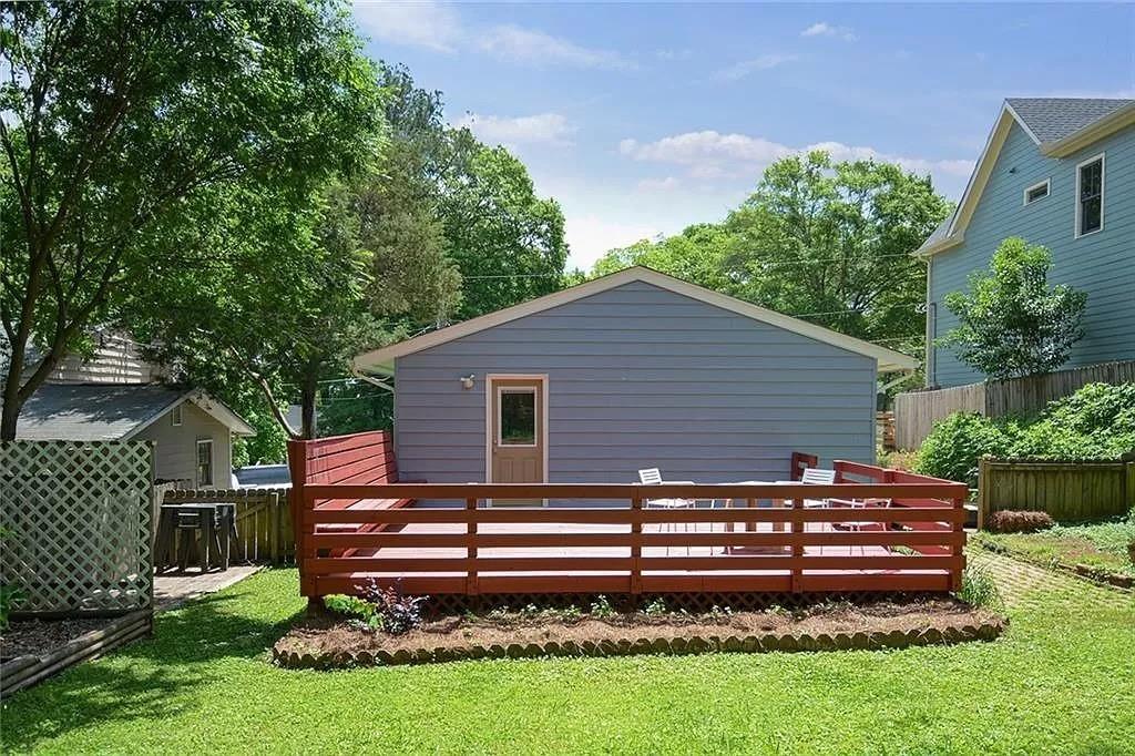 905 Stallings Avenue SE