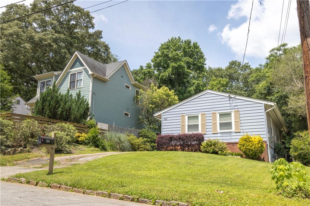 905 Stallings Avenue SE