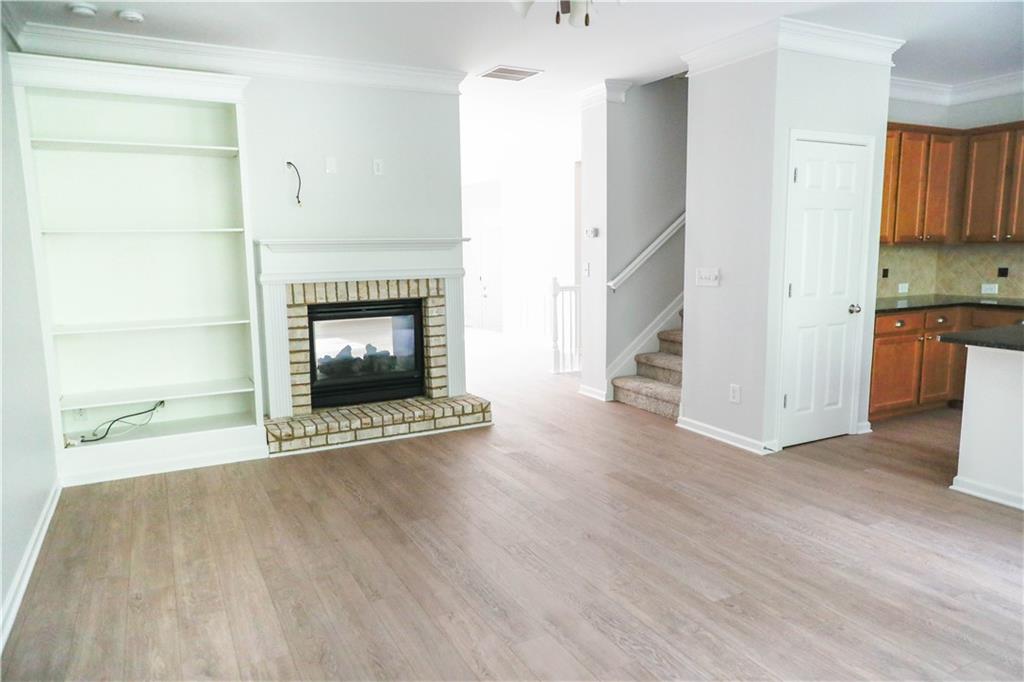 4216 Laurel Creek Court SE