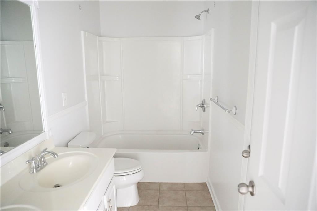 4216 Laurel Creek Court SE