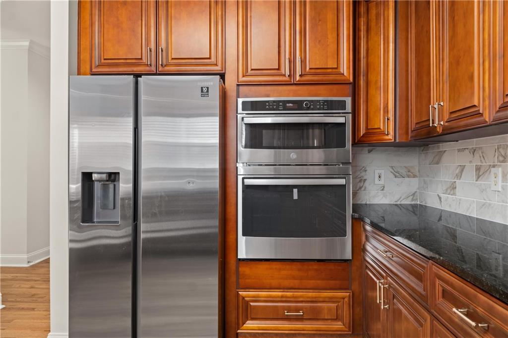 220 Eagles Landing Way