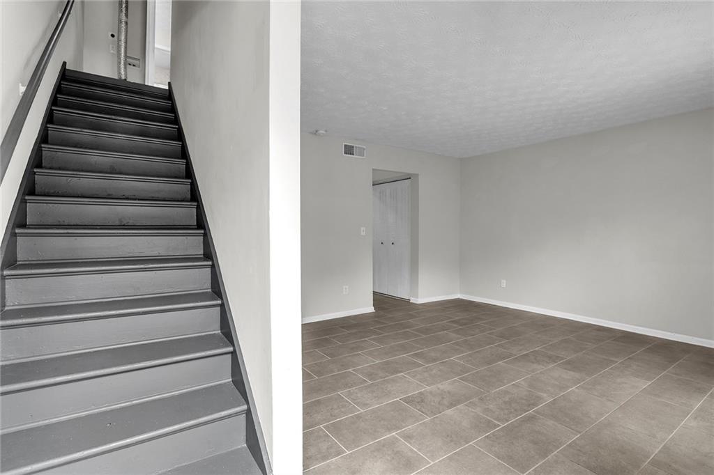 3243 Abbeywood Drive