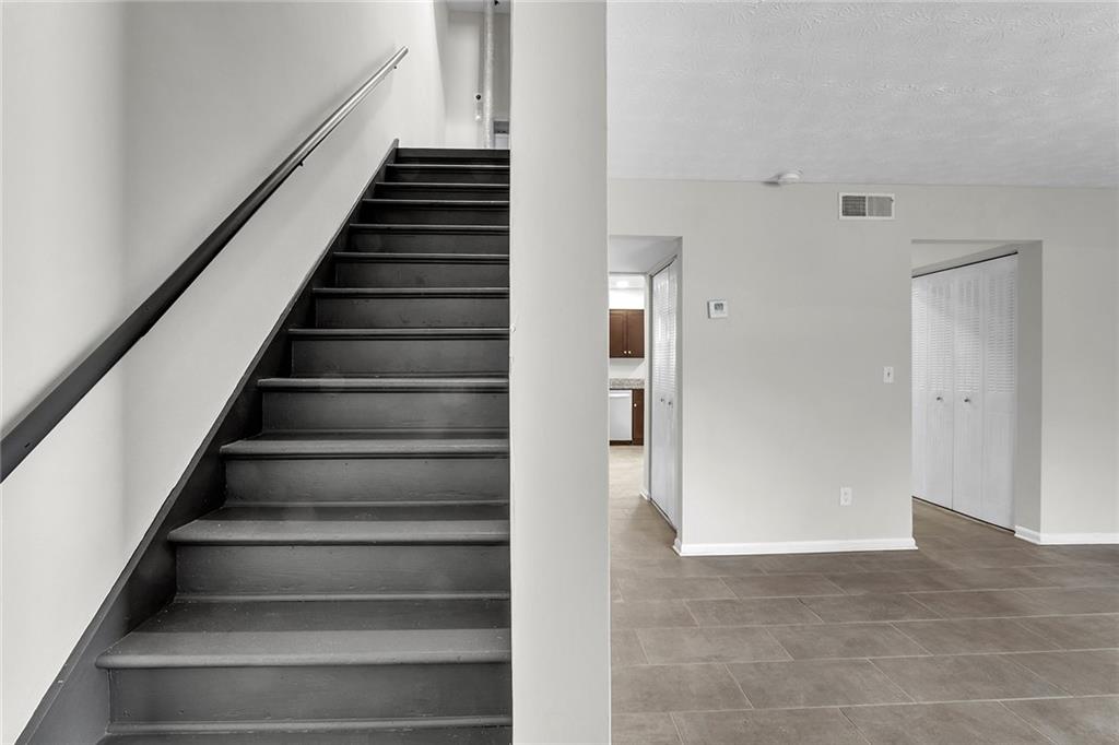 3243 Abbeywood Drive