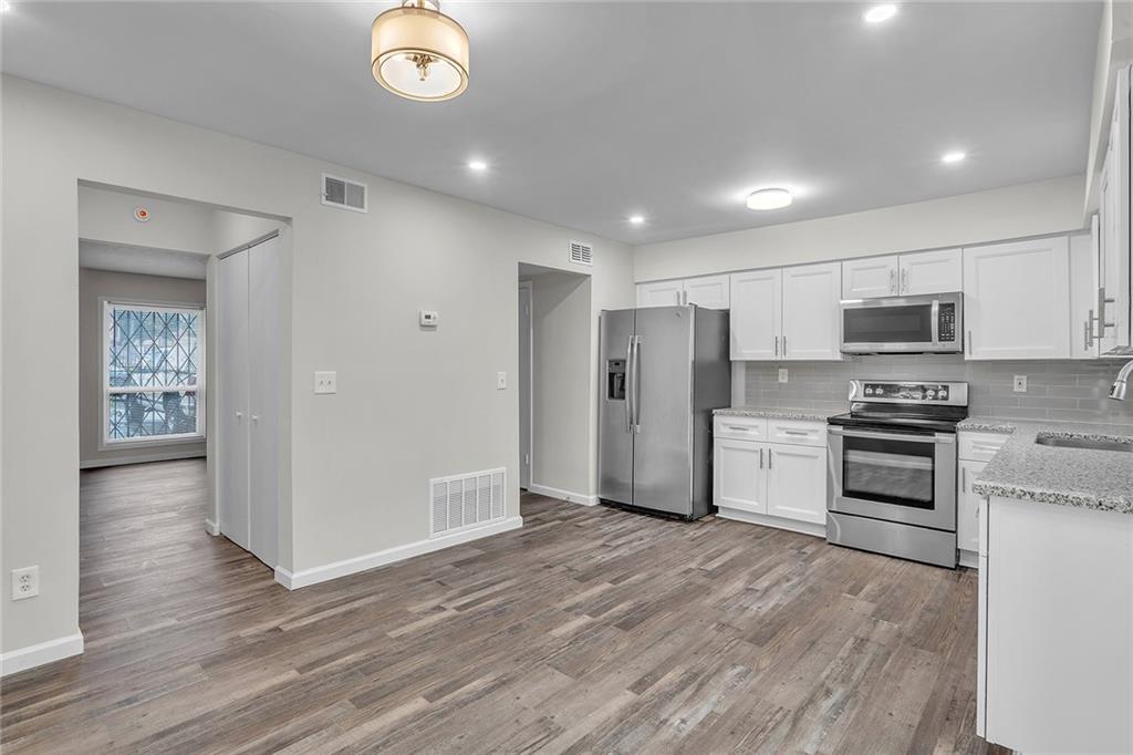 3236 Abbeywood Drive