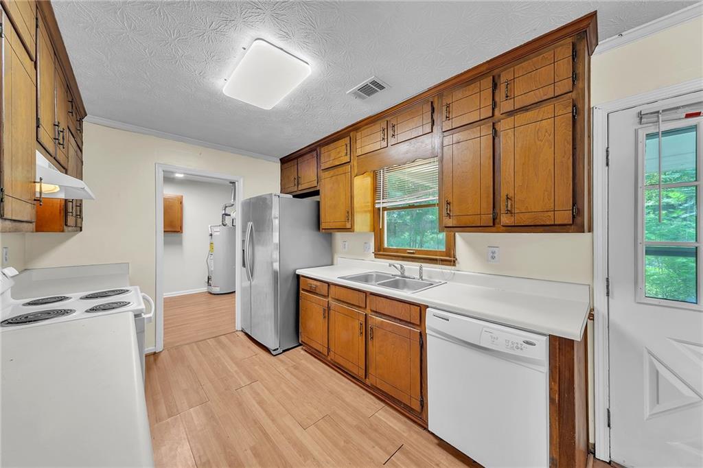 455 Sweet Water Trail SE