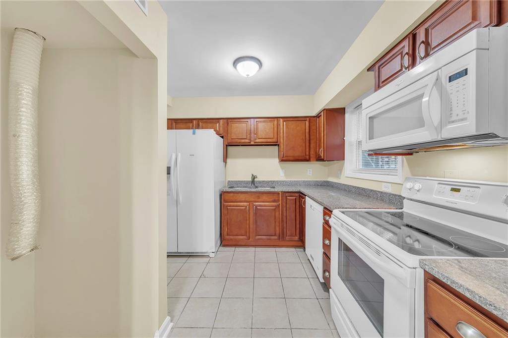 3184 Abbeywood Drive