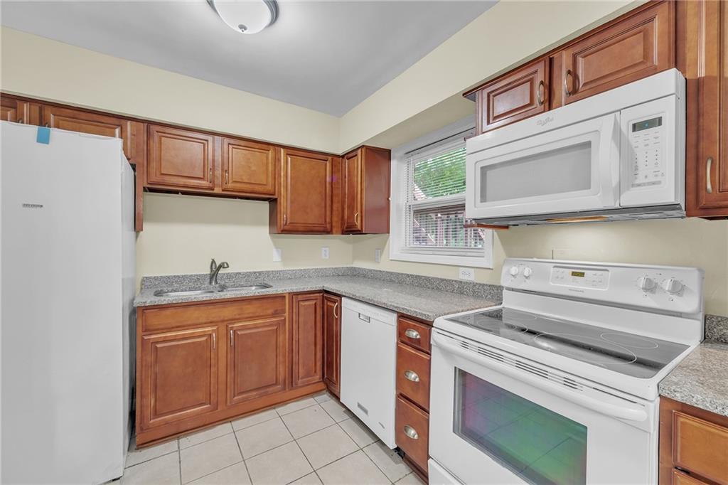 3184 Abbeywood Drive