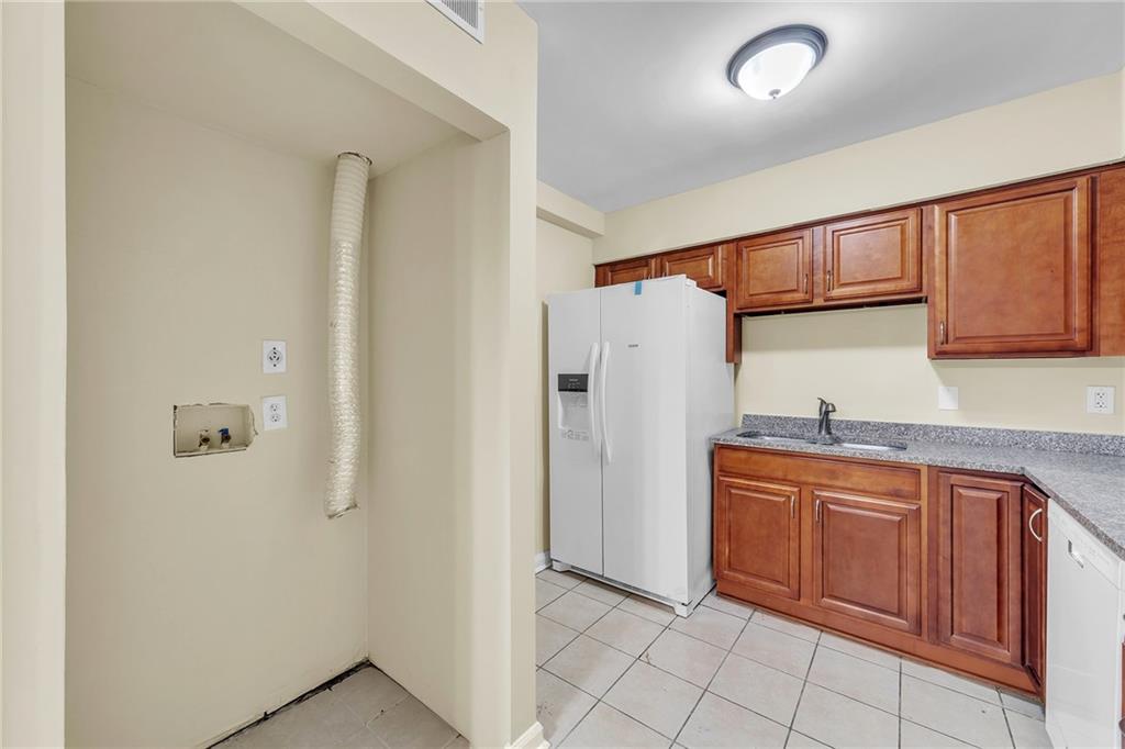 3184 Abbeywood Drive