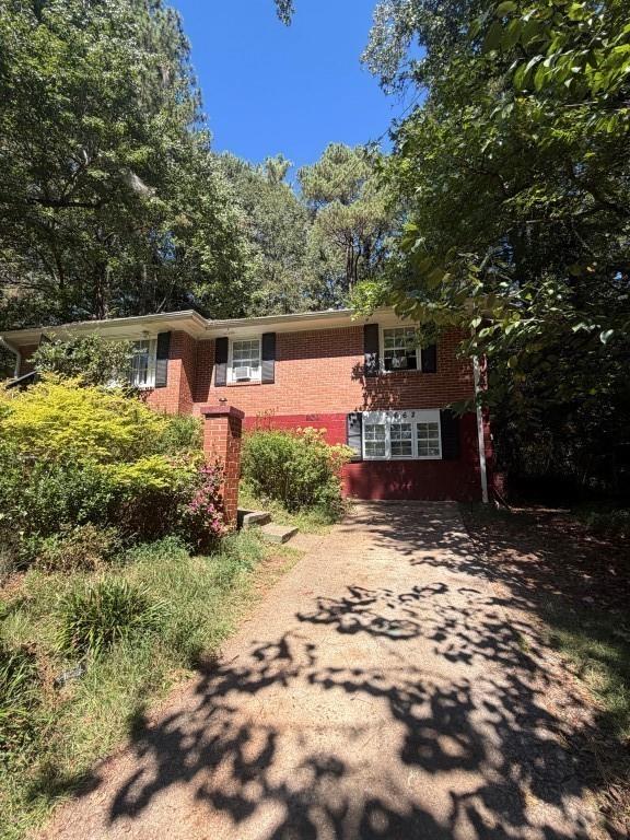 3662 Tulip Drive