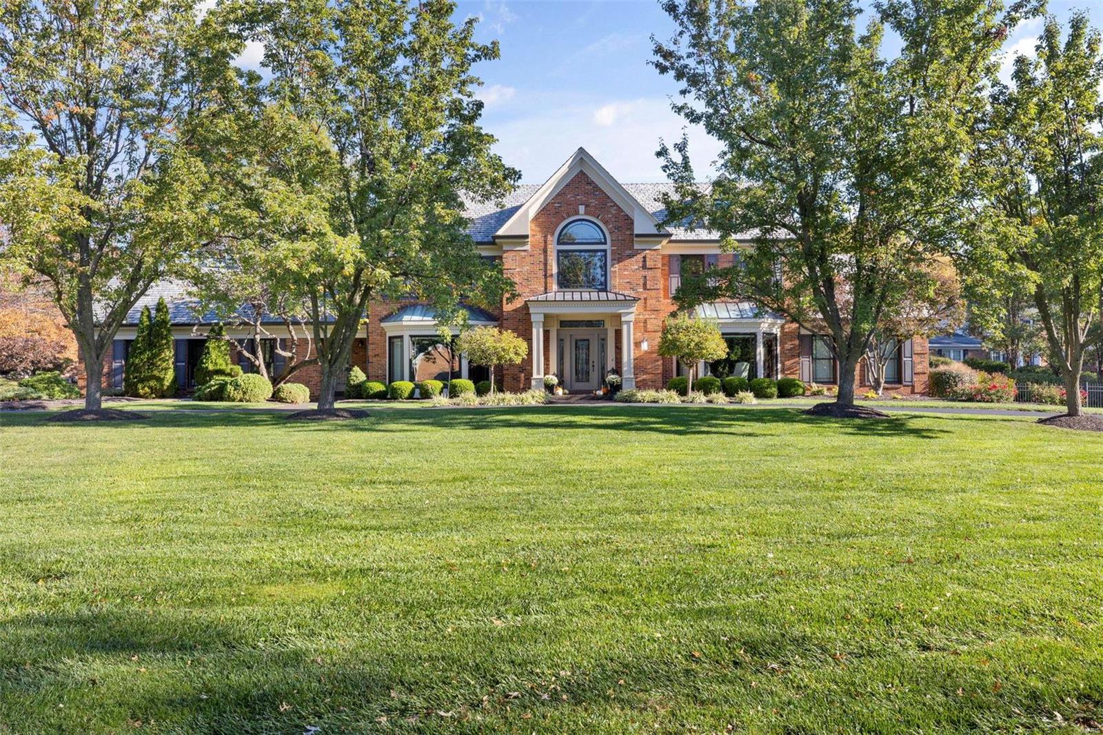 14 Frontenac Place Drive